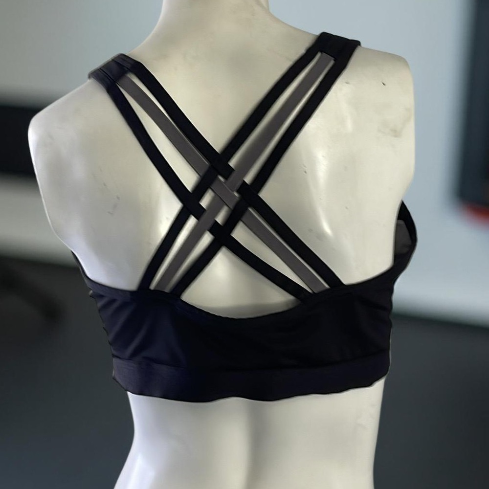 Avia XL Black Sports Bra used - Picture 3 of 3